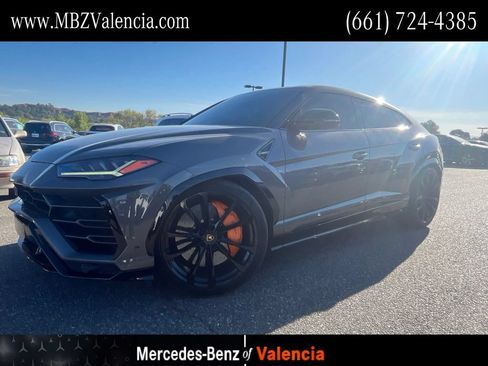 Used 2021 Lamborghini Urus AWD/4WD image 1