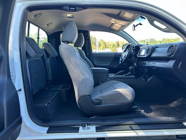 Used 2016 Toyota Tacoma SR w/ SR Convenience Package AWD/4WD image 28