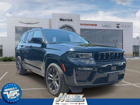 Used 2026 Jeep Grand Cherokee Limited AWD/4WD image 1