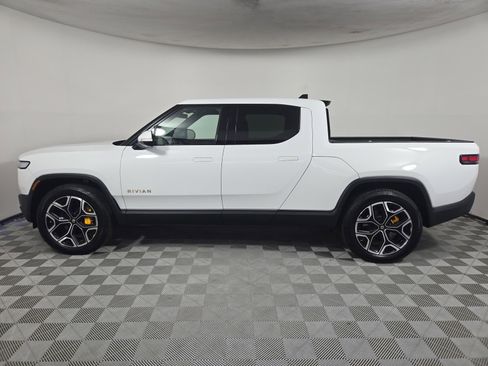 Used 2022 Rivian R1T Launch Edition image 2