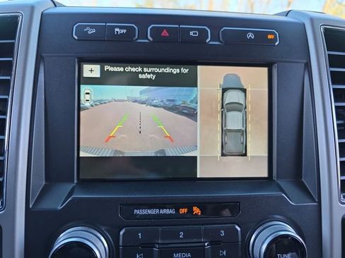 Used 2018 Ford F150 Lariat w/ Equipment Group 502A Luxury image 27