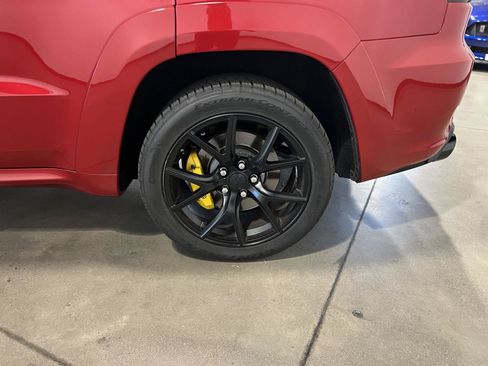 Used 2018 Jeep Grand Cherokee Trackhawk AWD/4WD image 55