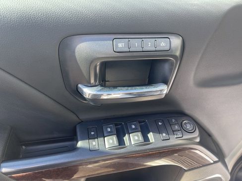 Used 2019 GMC Sierra 3500 SLT w/ Duramax Plus Package image 11