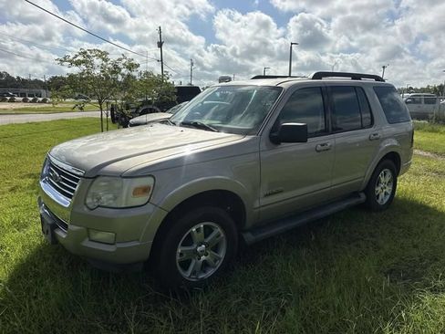 Used 2007 Ford Explorer XLT RWD image 8