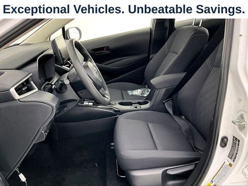 Used 2024 Toyota Corolla LE FWD image 29