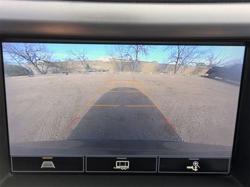 Used 2022 GMC Acadia AT4 w/ Preferred Package image 13