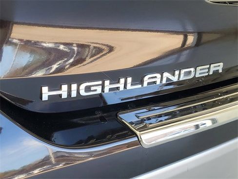 Used 2020 Toyota Highlander Limited Platinum image 8