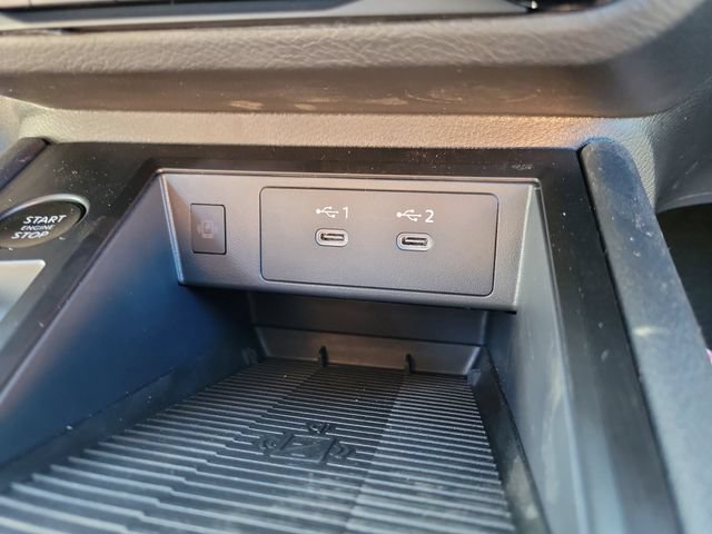 New 2026 Nissan Kicks SV w/ SV Premium Package FWD image 17