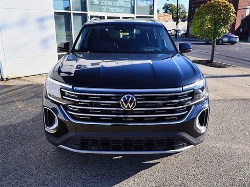 New 2026 Volkswagen Atlas SEL image 8