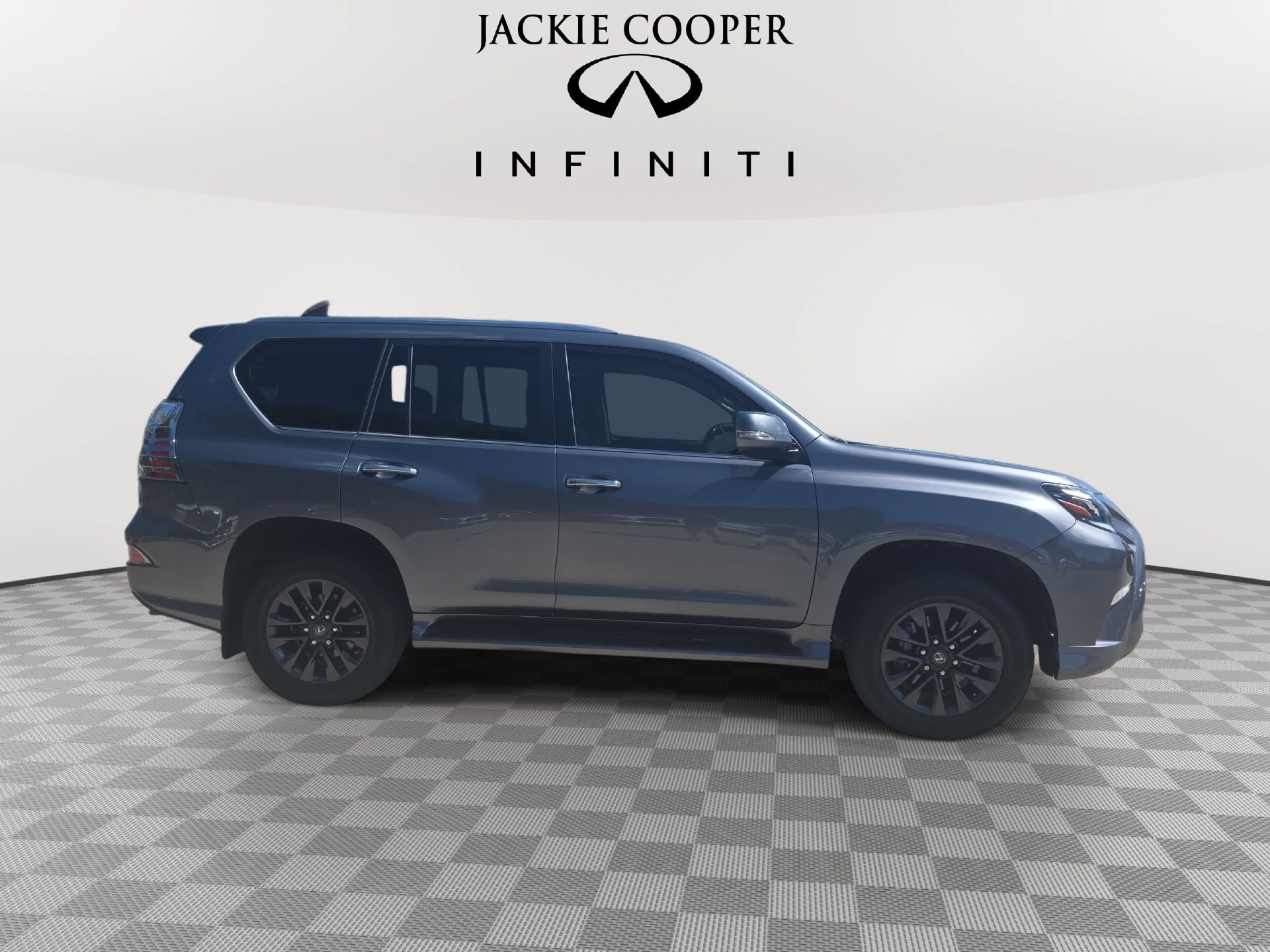 Used 2023 Lexus GX 460 Premium w/ Premium Package AWD/4WD image 4