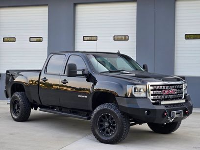 Used 2014 GMC Sierra 2500 SLE w/ SLE Preferred Package