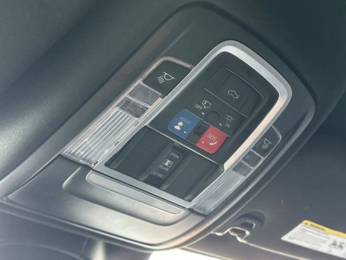 Used 2022 RAM 2500 Laramie image 23