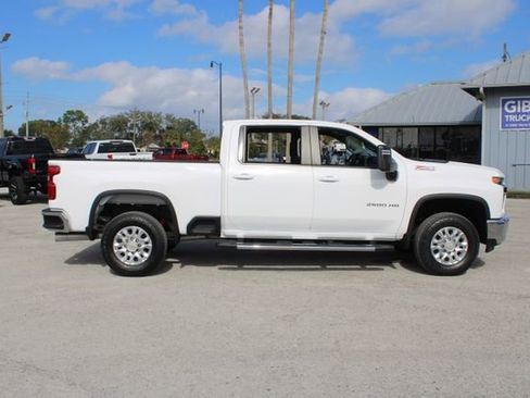 Used 2023 Chevrolet Silverado 2500 LT image 13