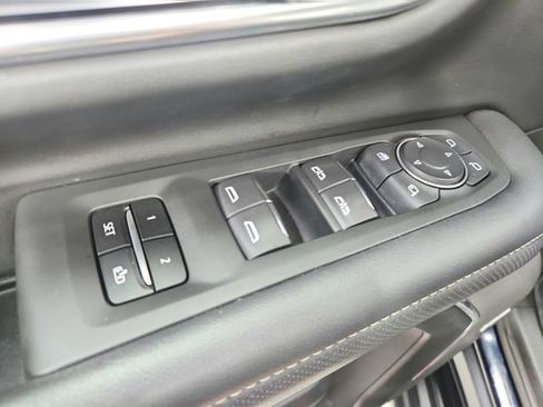 Used 2021 Chevrolet Suburban Premier w/ Premium Package AWD/4WD image 43