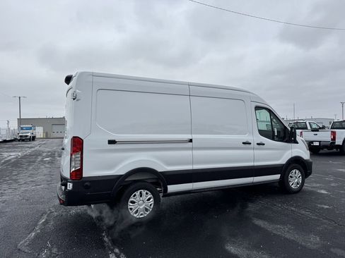 New 2026 Ford Transit 250 148 Medium Roof image 25
