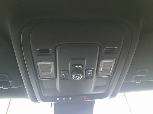 Used 2025 Chevrolet Tahoe LT w/ Comfort Package image 16