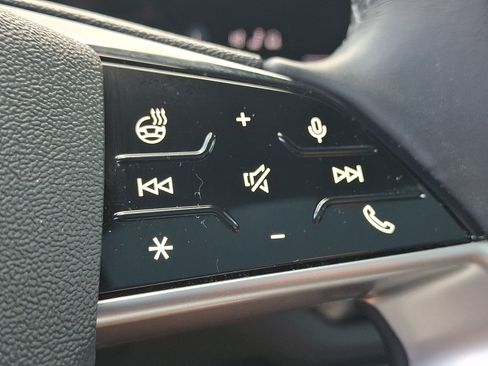Used 2025 Audi Q5 Premium w/ Premium Plus AWD/4WD image 24
