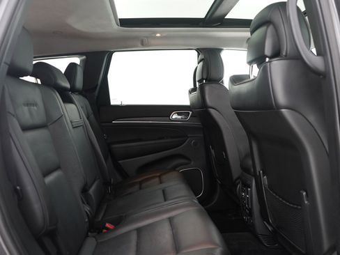 Used 2017 Jeep Grand Cherokee Summit image 12