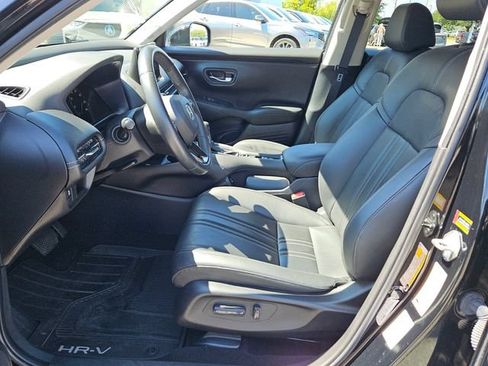 Used 2024 Honda HR-V EX-L image 3
