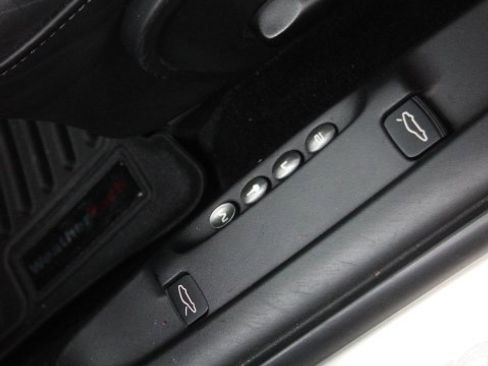 Used 2004 Porsche 911 Carrera 4S image 15