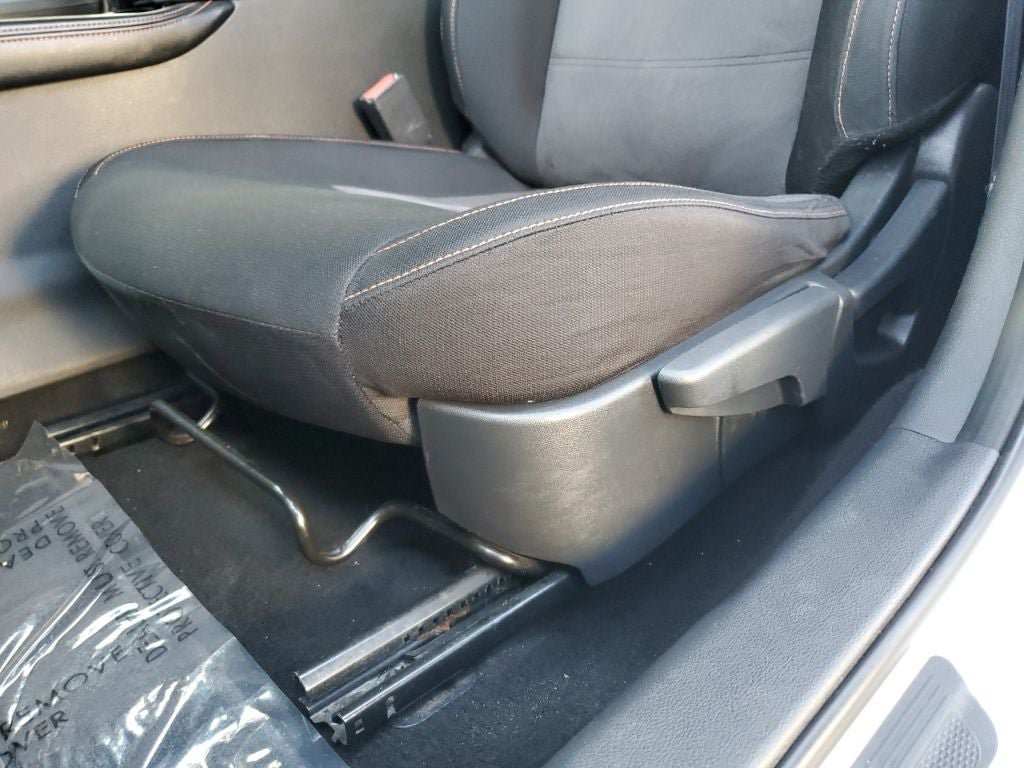 Used 2020 Nissan Sentra SR w/ Electronics Package FWD image 19