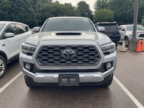 Certified 2023 Toyota Tacoma TRD Sport w/ Technology Package AWD/4WD image 3