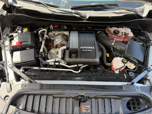 Used 2024 Chevrolet Silverado 1500 ZR2 w/ Technology Package AWD/4WD image 6
