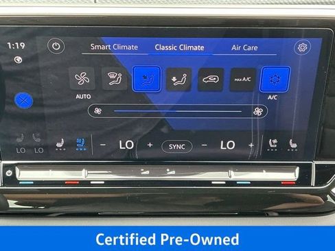 Certified 2025 Volkswagen Atlas Cross Sport SEL R-Line AWD/4WD image 28