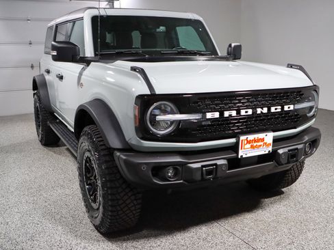 Used 2023 Ford Bronco Wildtrak AWD/4WD image 5