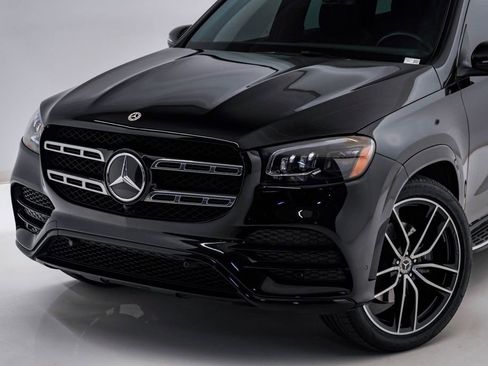 Used 2022 Mercedes-Benz GLS 450 4MATIC image 4