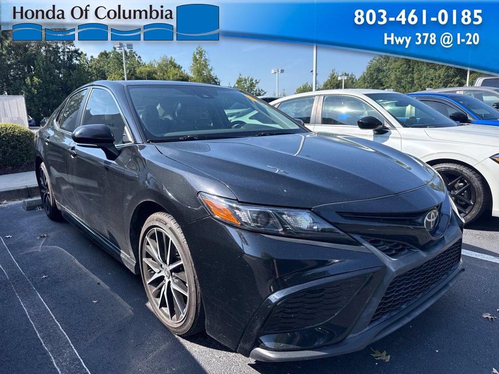 Used 2022 Toyota Camry SE w/ Convenience Package FWD image 1