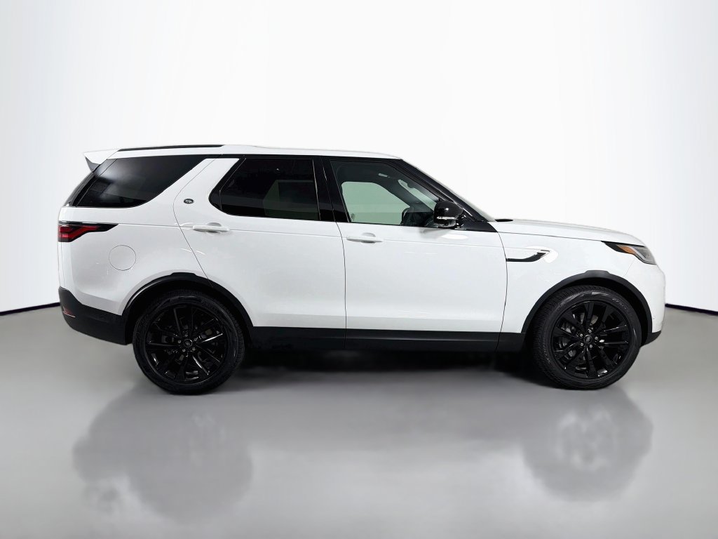 New 2026 Land Rover Discovery S AWD/4WD image 4