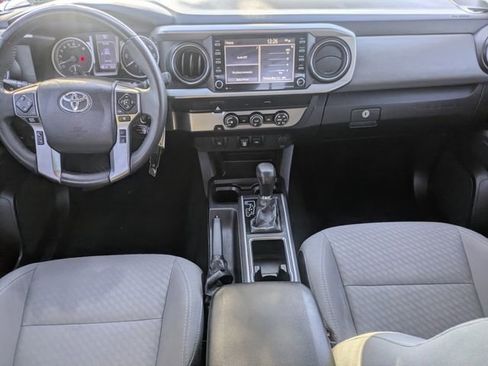Used 2020 Toyota Tacoma SR5 image 11