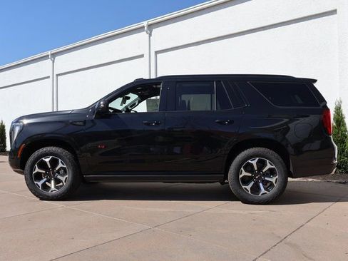 New 2026 GMC Yukon AT4 w/ AT4 Premium Plus Package AWD/4WD image 2