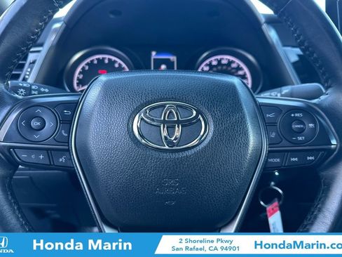 Used 2024 Toyota Camry SE image 25
