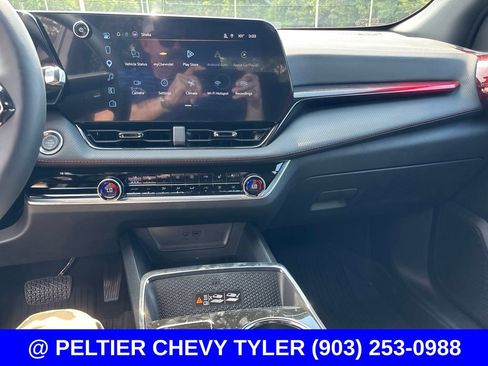 Used 2027 Chevrolet Equinox RS w/ Safety and Technology Package AWD/4WD image 16