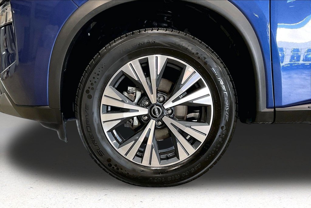 Used 2023 Nissan Rogue SV AWD/4WD image 34