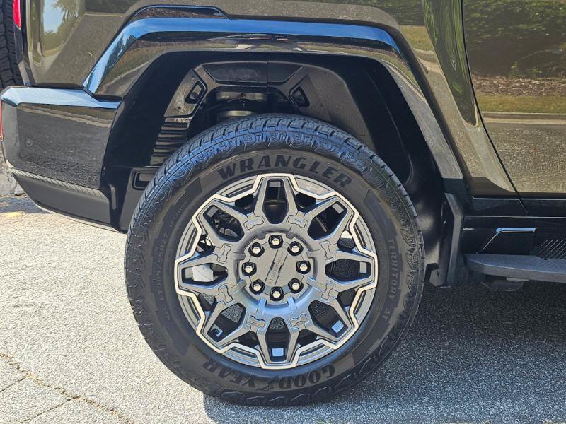 Used 2025 GMC Hummer EV 3X AWD/4WD image 14
