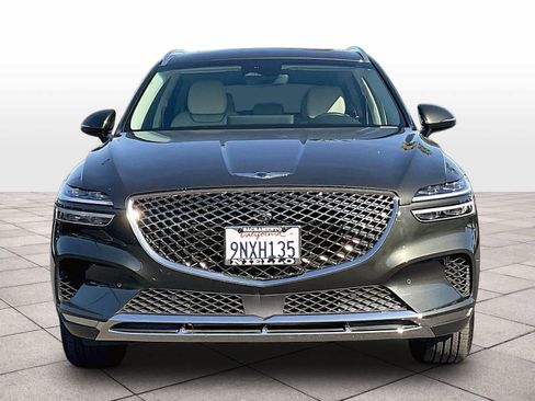 Used 2025 Genesis GV70 2.5T w/ Advanced Package AWD/4WD image 3