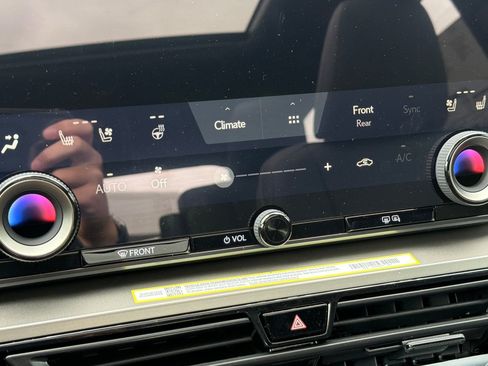 Certified 2026 Lexus TX 350 AWD w/ Technology Package image 18
