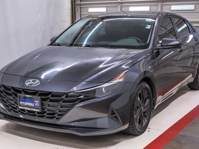 Used 2022 Hyundai Elantra SEL w/ Cargo Package