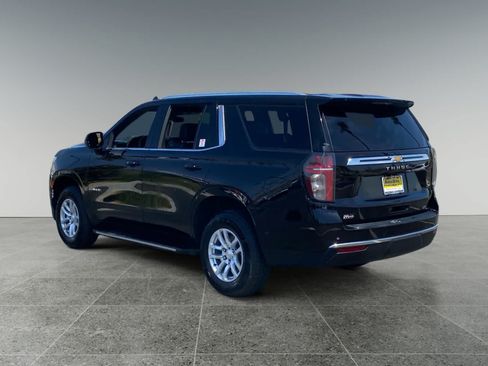 Used 2024 Chevrolet Tahoe LT RWD image 3