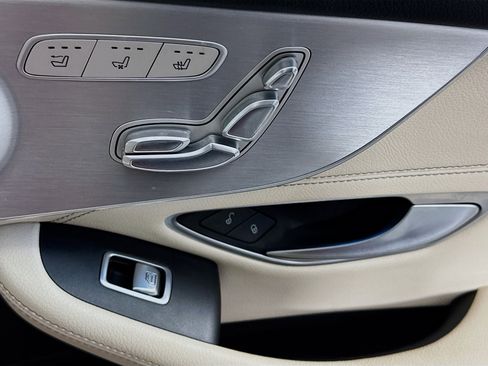 Used 2017 Mercedes-Benz C 300 4MATIC Cabriolet image 25