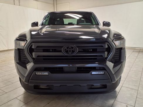 New 2026 Toyota Tacoma SR5 RWD image 2