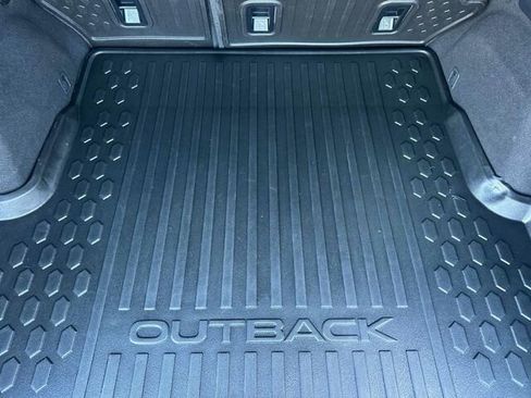 Used 2024 Subaru Outback Limited w/ Popular Package #2 image 18