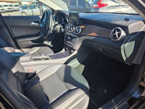 Used 2015 Mercedes-Benz GLA 250 4MATIC image 13