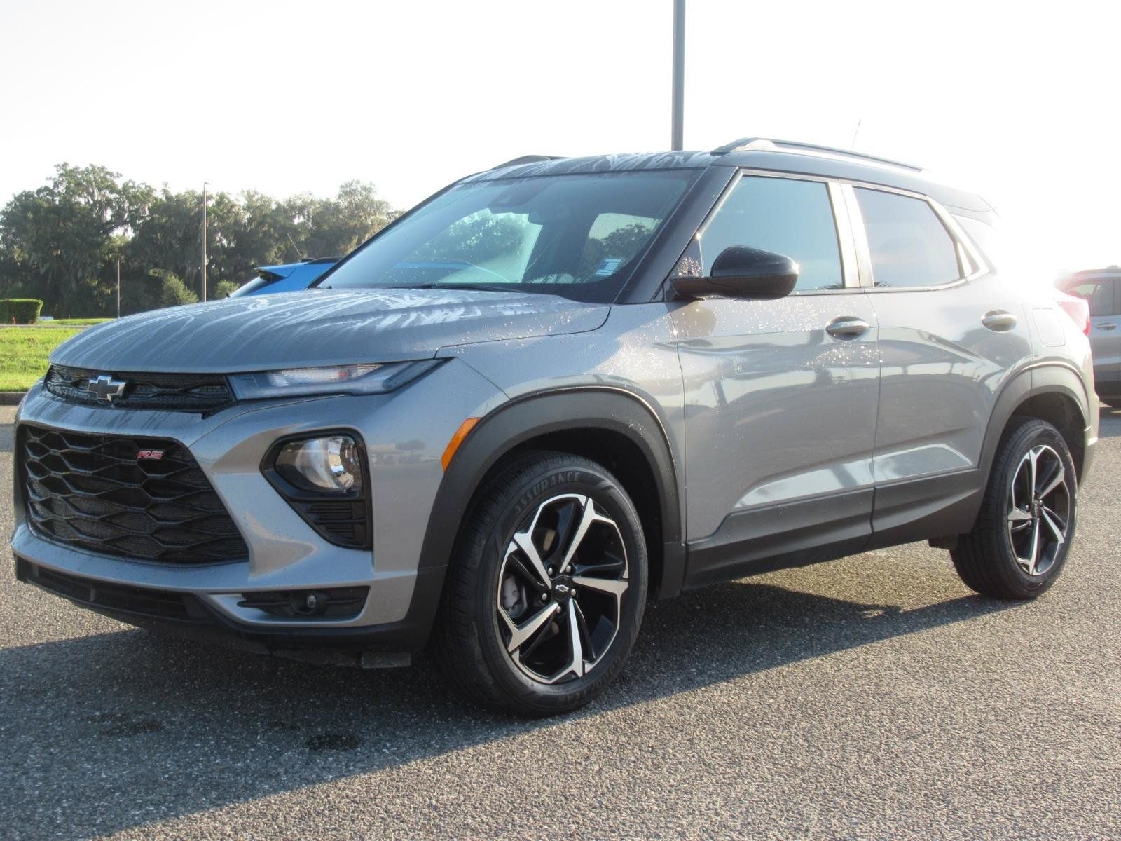 Used 2023 Chevrolet TrailBlazer RS w/ Convenience Package FWD image 3