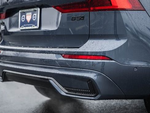 New 2026 Volvo XC60 B5 Ultra w/ Protection Package Premier image 9