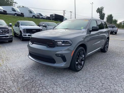 Used 2022 Dodge Durango SXT w/ Blacktop Package AWD/4WD image 4