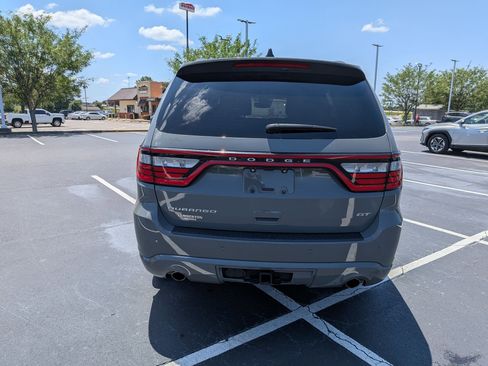 Used 2024 Dodge Durango GT RWD image 4